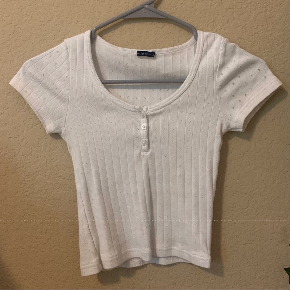 white brandy melville zelly top💞